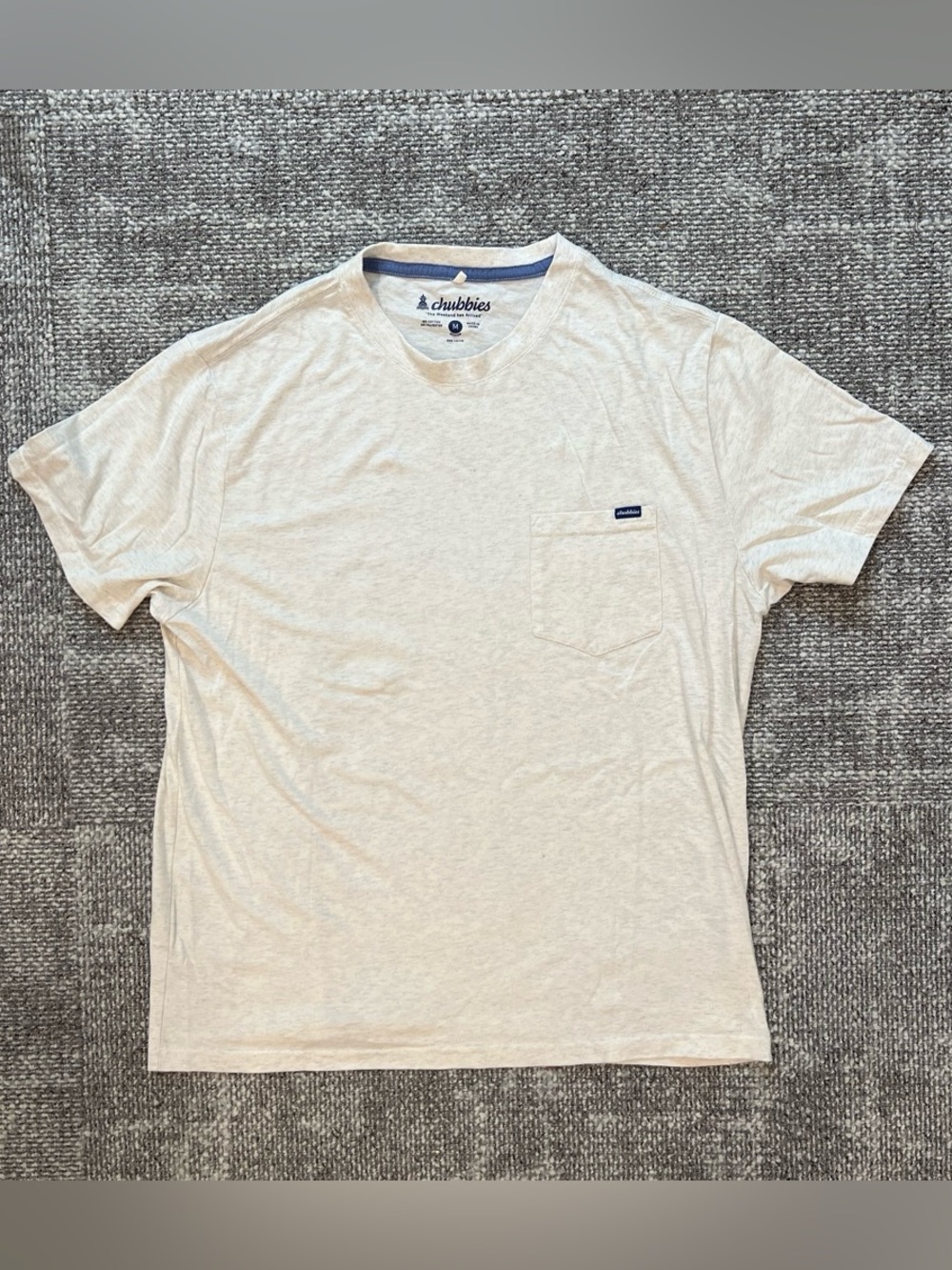 chubbies Men’s Cream Pocket Tee with Navy Trim